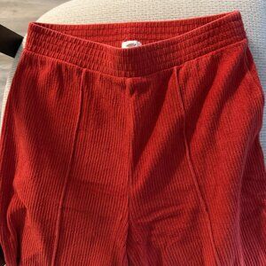 AE Red Corduroy Flare Pants in XS Short